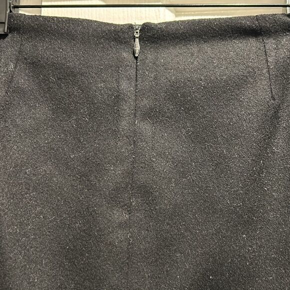 French Connection Black Wool/Cashmere Skirt, Size 6 - Picture 5 of 11